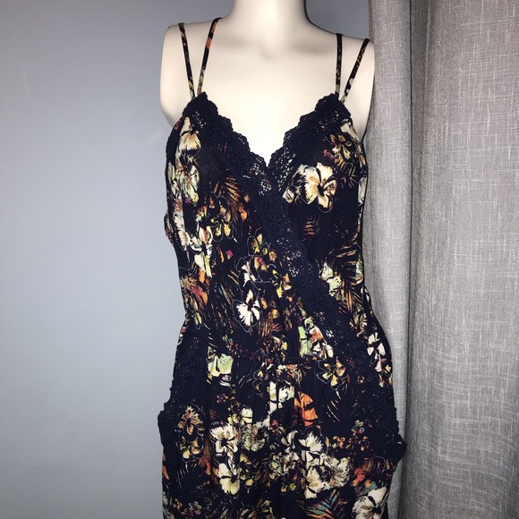 Xhilaration Other - ❌SOLD❌Floral Romper